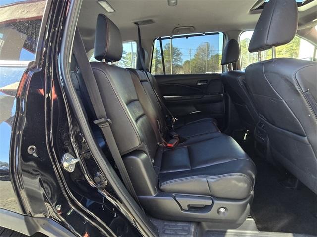 2020 Honda Pilot EX-L photo 16