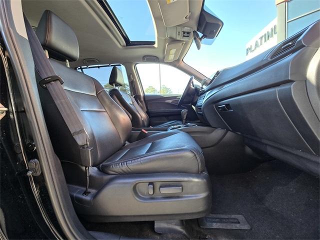 2020 Honda Pilot EX-L photo 19