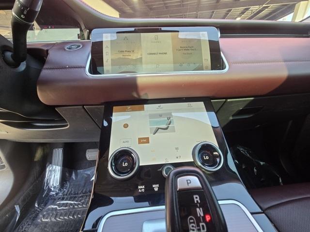 2021 Land Rover Range Rover Evoque SE photo 30