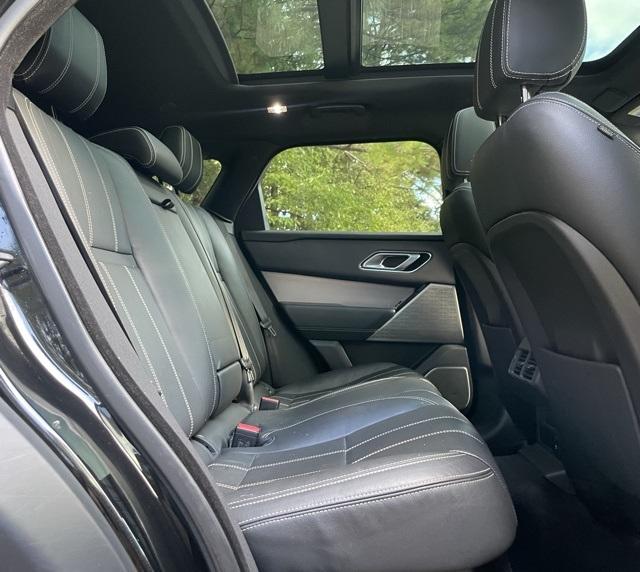 2021 Land Rover Range Rover Velar R-Dynamic S photo 10