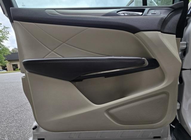 2019 Lincoln MKC Premiere photo 12