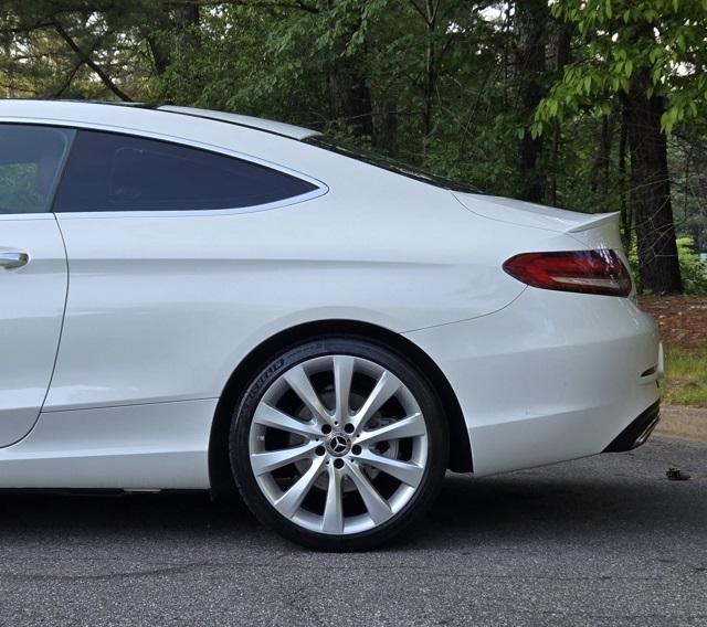 2019 Mercedes Benz C 300 photo 2