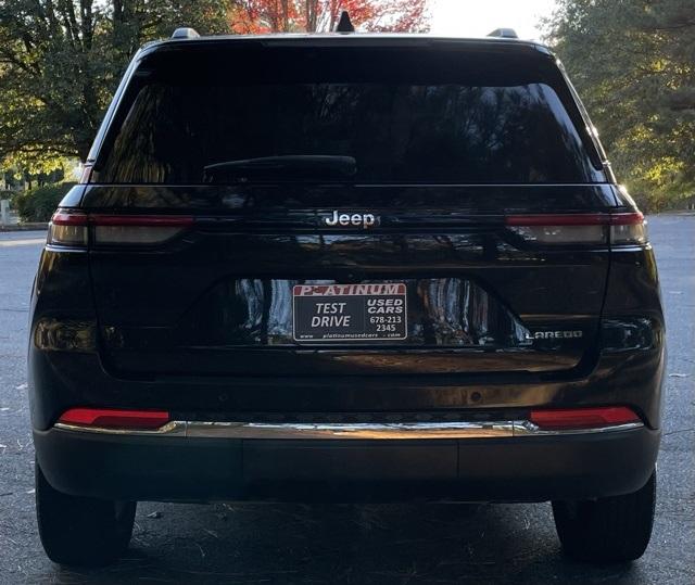 2022 Jeep Grand Cherokee Laredo photo 4