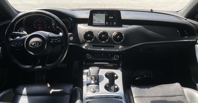 2020 Kia Stinger GT2 photo 10