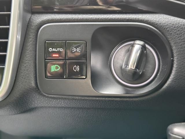 2021 Porsche Cayenne Base photo 18