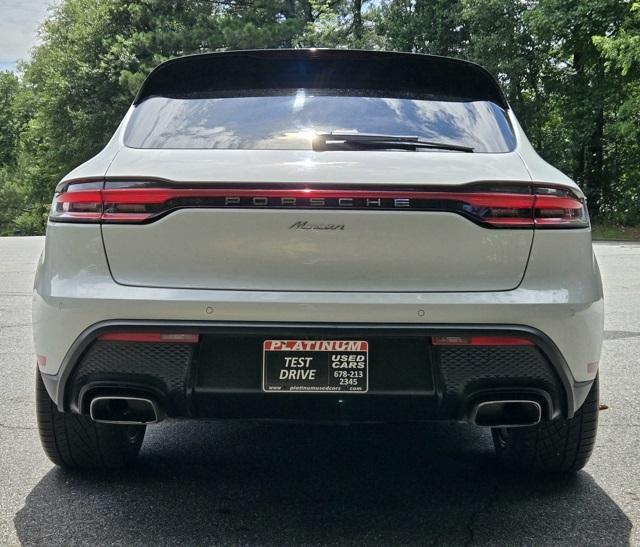 2022 Porsche Macan Base photo 4