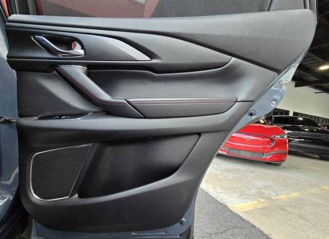 2022 Mazda CX-9 Carbon photo 17