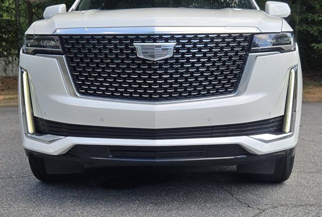2022 Cadillac Escalade Premium Luxury photo 10