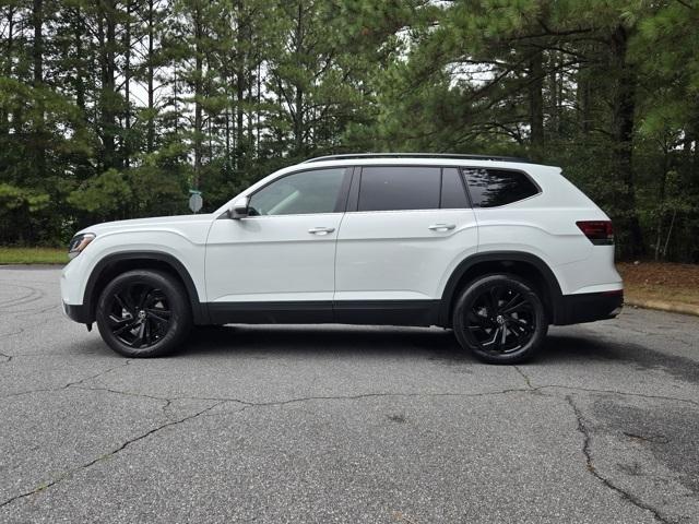 2022 Volkswagen Atlas V6 SE Technology photo 3