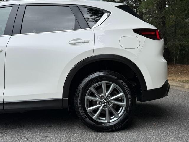 2022 Mazda CX-5 2.5 S Preferred photo 3