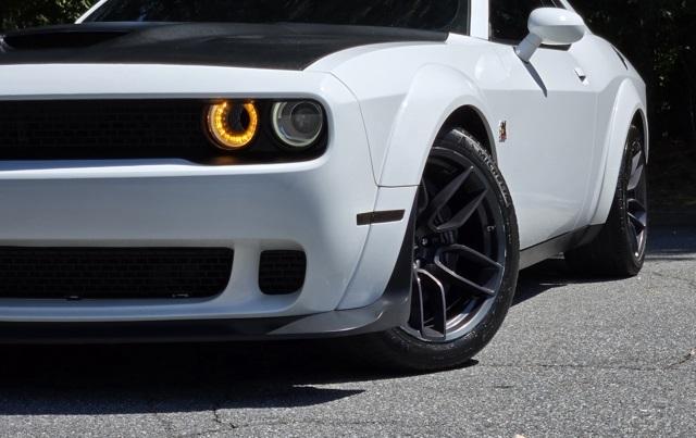 2020 Dodge Challenger R/T Scat Pack Widebody photo 2