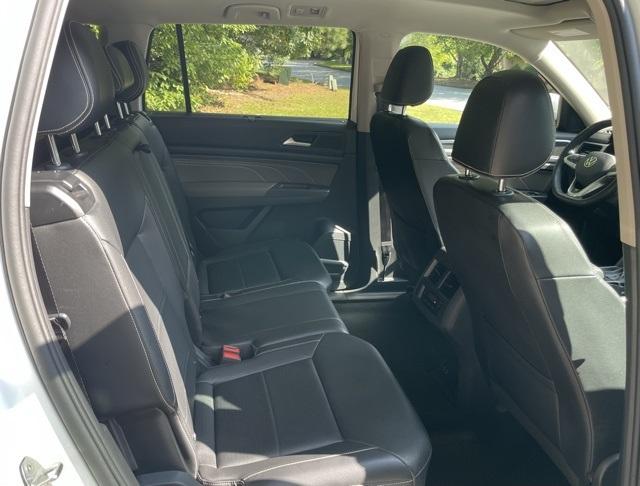 2022 Volkswagen Atlas V6 SEL R-Line photo 10