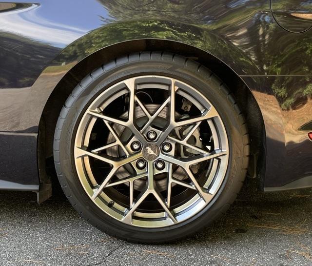 2022 Ford Mustang GT Premium photo 3