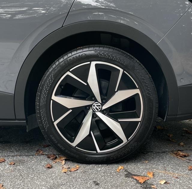 2023 Volkswagen ID.4 Pro S photo 2