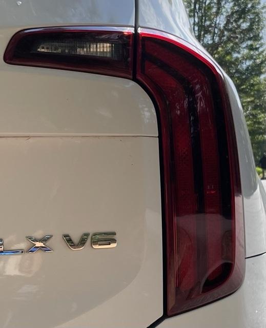 2021 Kia Telluride LX photo 4