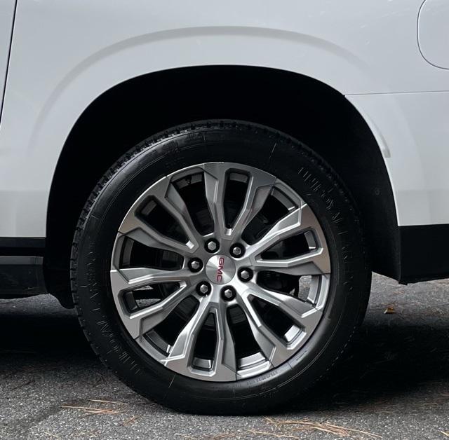 2022 Gmc Yukon XL Denali photo 2