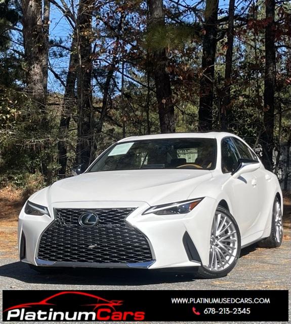 2022 Lexus IS 300's photo