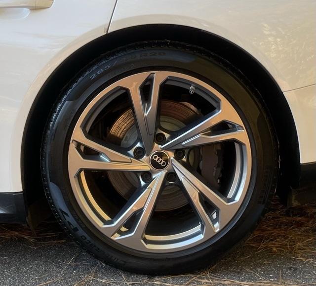 2022 Audi e-tron GT Premium Plus photo 3