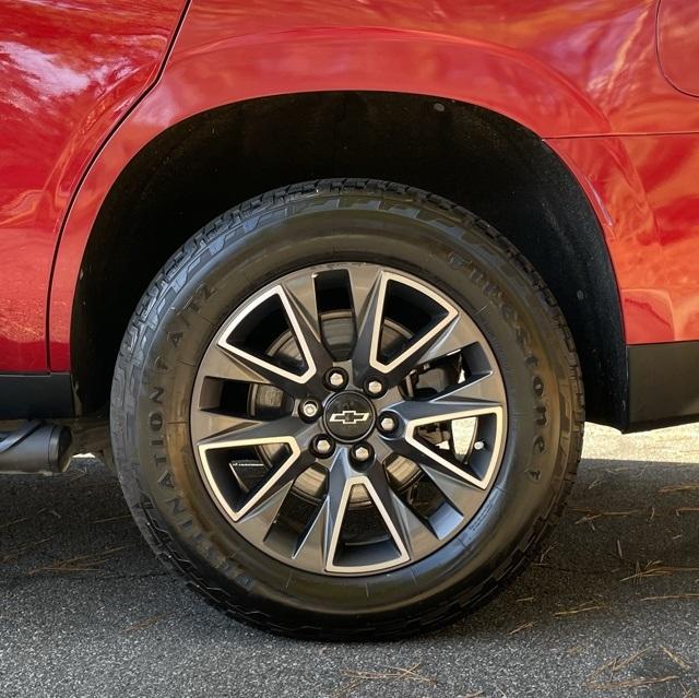 2021 Chevrolet Tahoe Z71 photo 3