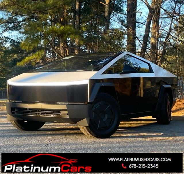 2025 Tesla Cybertruck