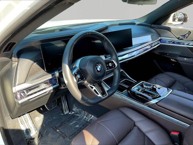 2023 BMW 7 Series 740i - Photo 19