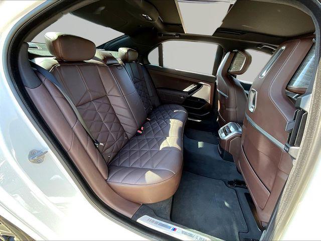 2023 BMW 7 Series 740i - Photo 27