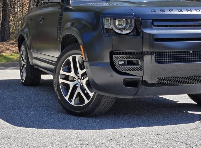 2020 Land Rover Defender 110 photo 9