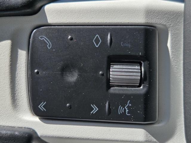 2020 Land Rover Defender 110 photo 26